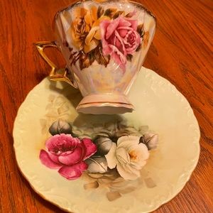 Vintage tea cup set